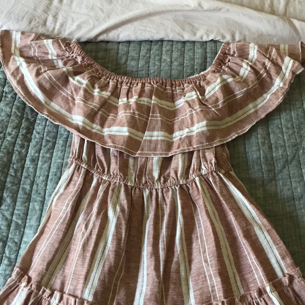 Off shoulder cotton dress